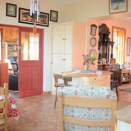 Hétvégi ház Templetown House *